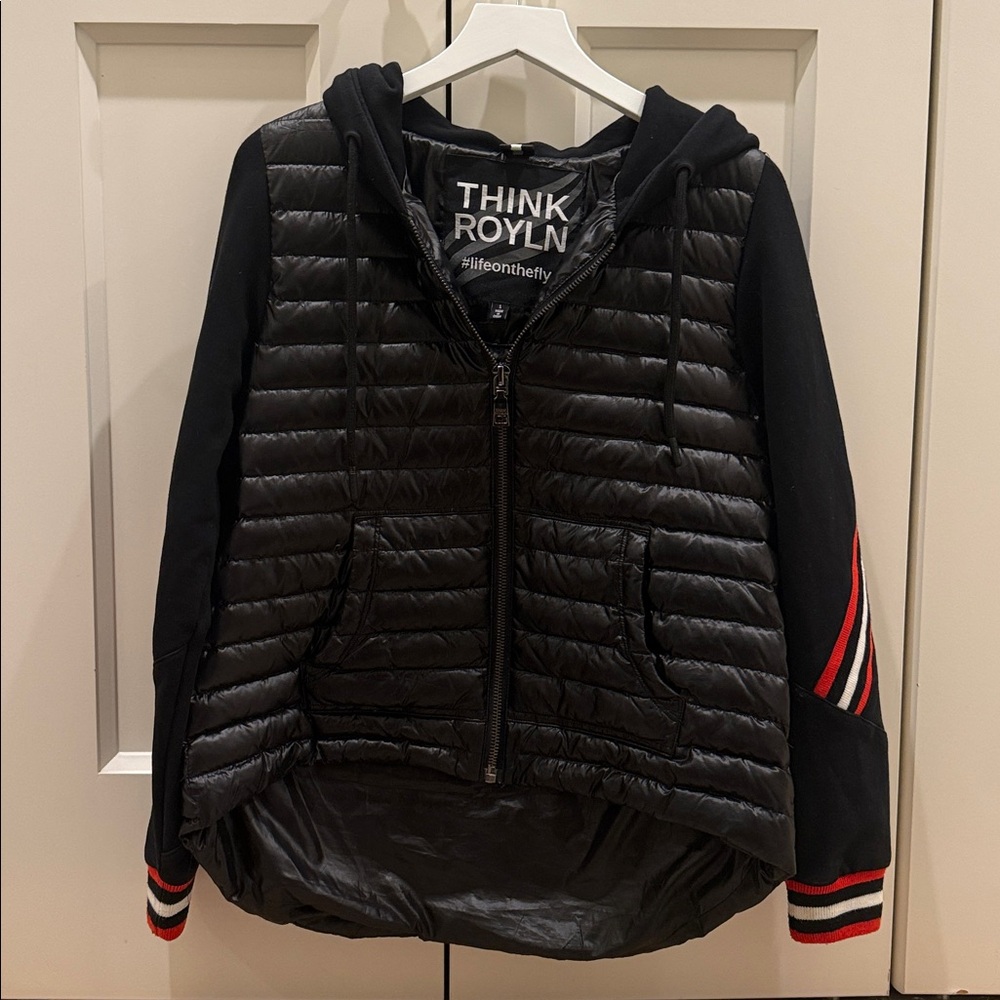 Women’s THINK ROYLN Black Puffer Hooded Jacket, size small